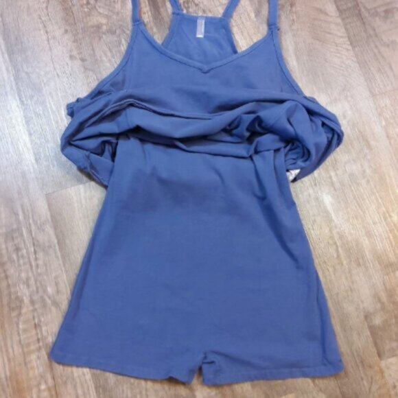 Mini dress NWOT - small - Picture 3 of 4